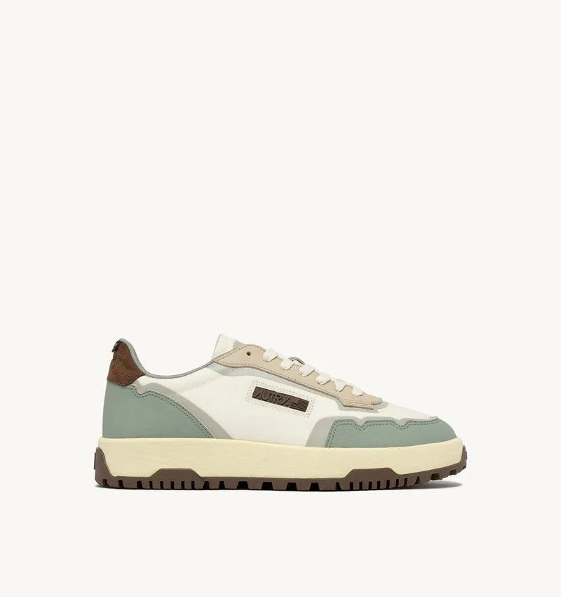 Wildspace Low Sneaker