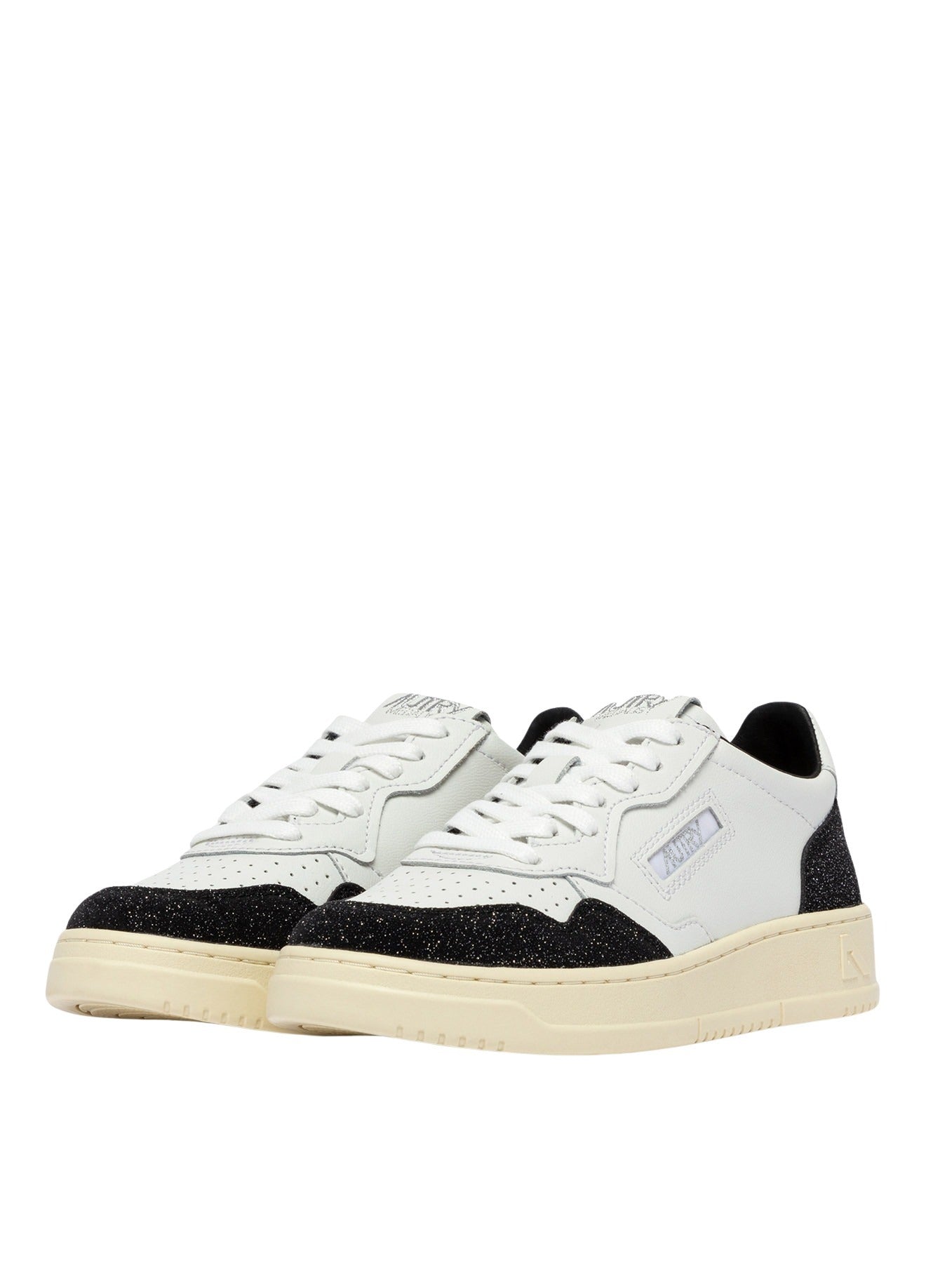 Medalist Low Sneakers