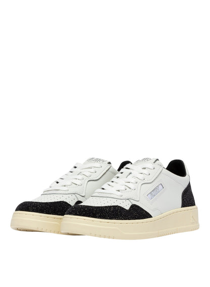 Medalist Low Sneakers