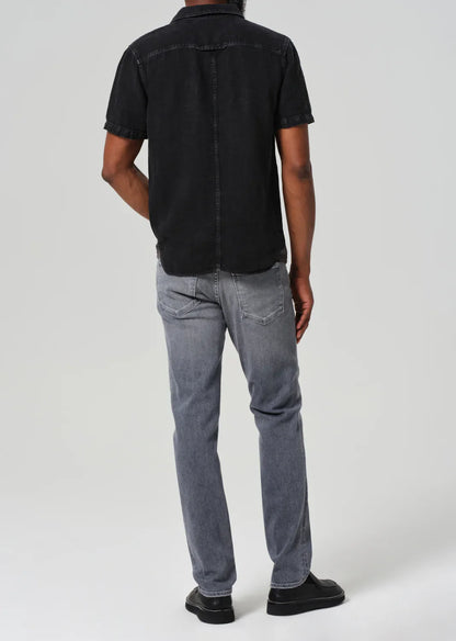 Adler Jeans clásicos cónicos