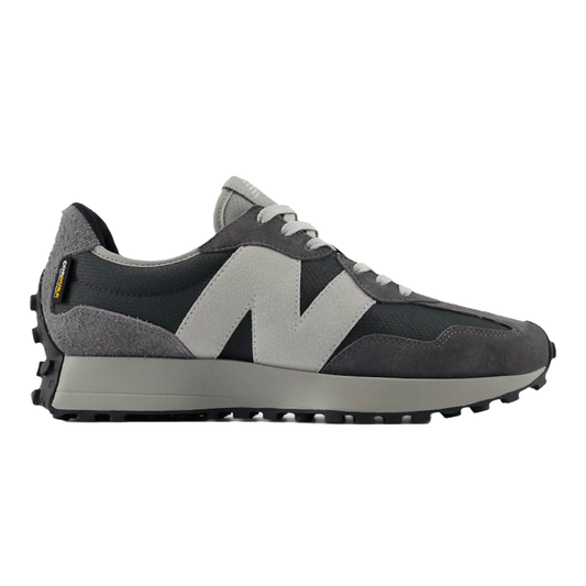 Essentials Lifestyle 327