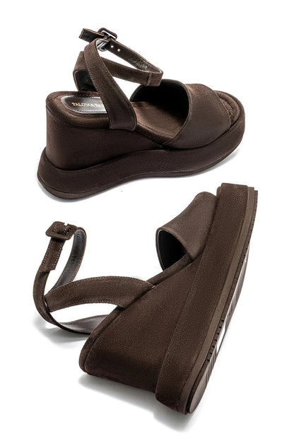Nerine Fine Suede