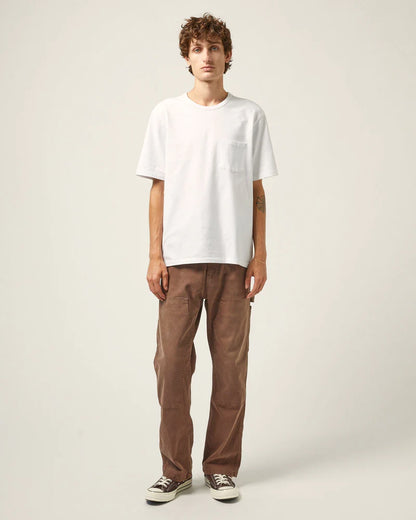 Camiseta teñida con tintes orgánicos