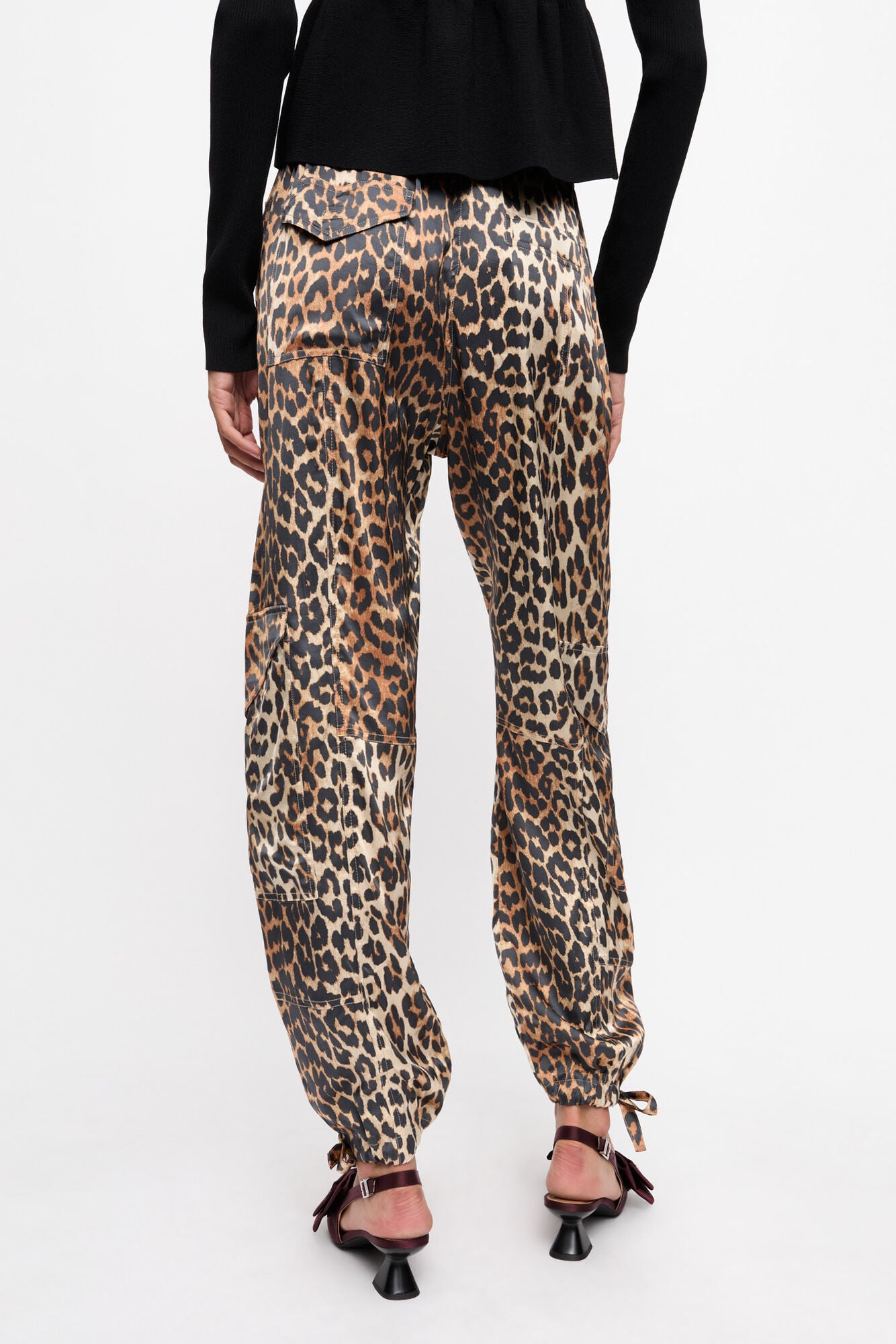 Leopard Printed Satin Pant