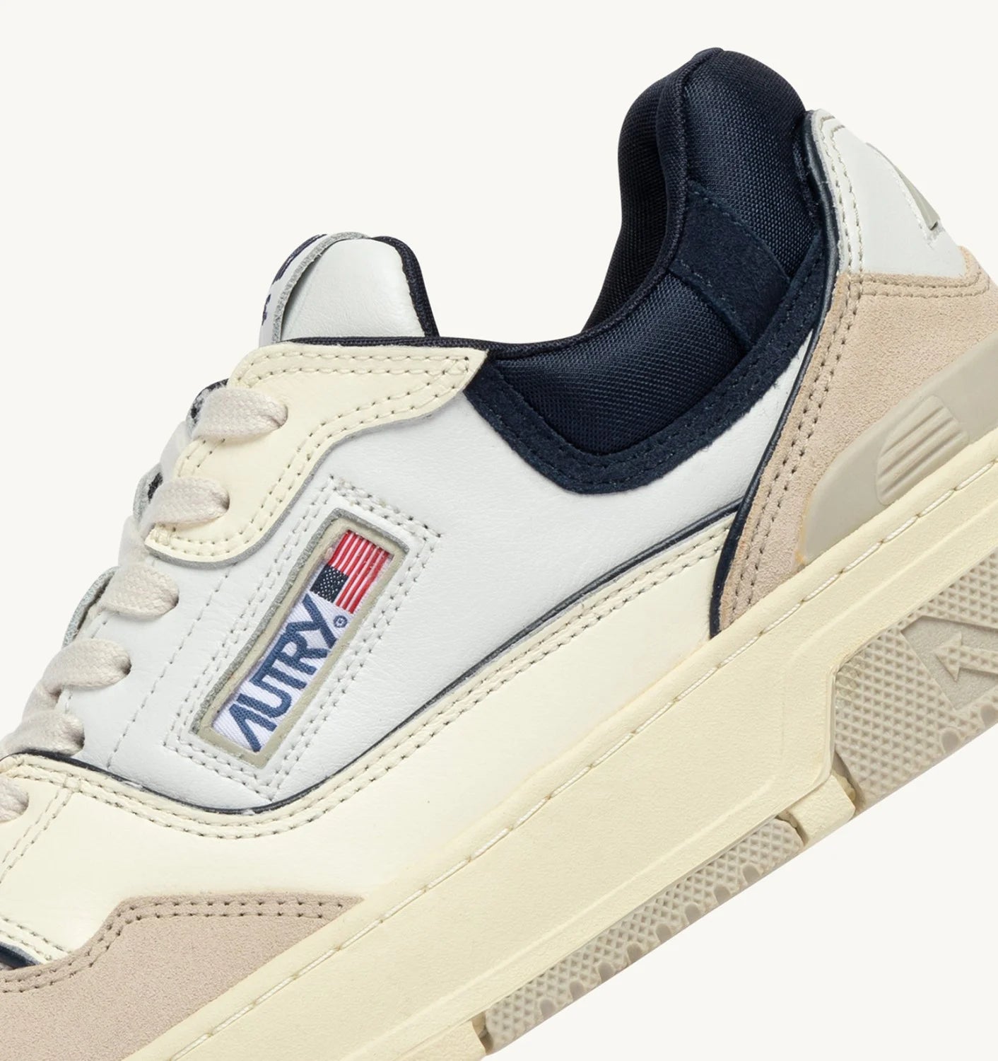 CLC Low Sneaker