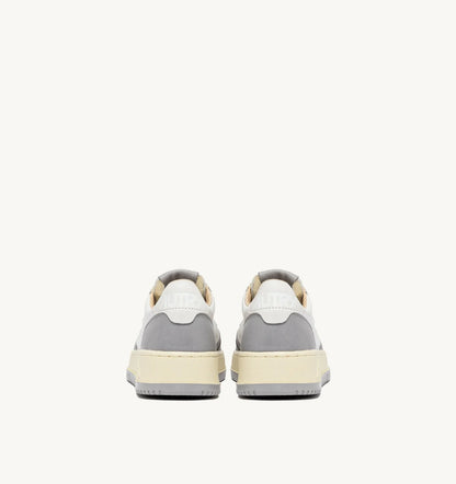 Medallista Hombre Bajo